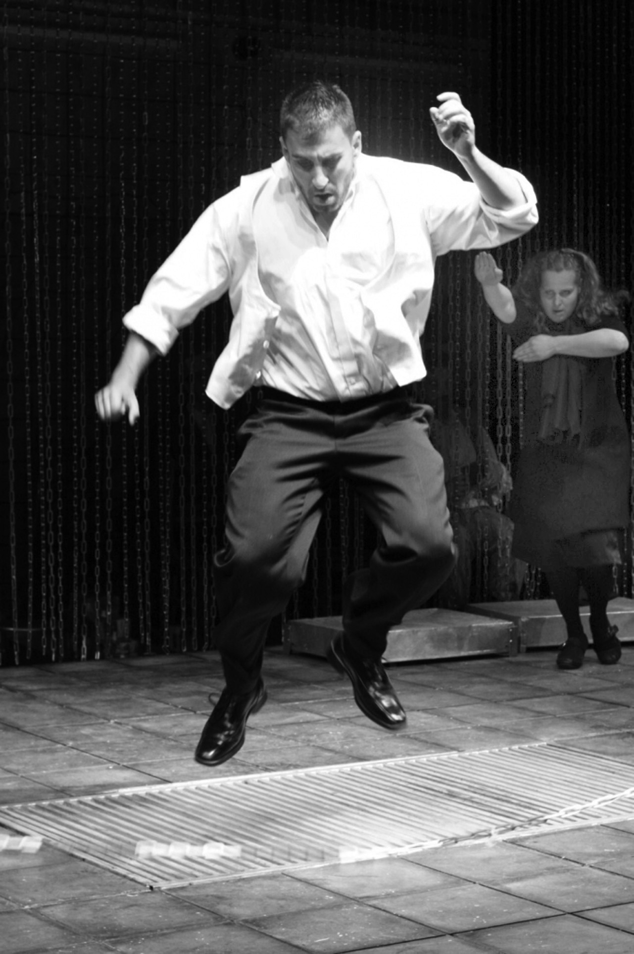 kozellenseg 070